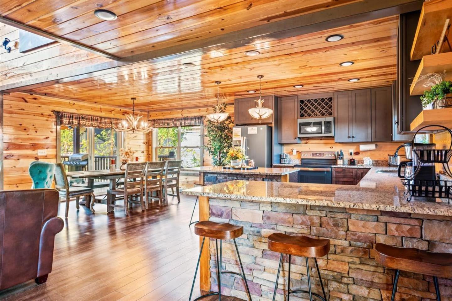 Indoor Pool, Volleyball Beach, Mountain View, Luxury Gatlinburg Esterno foto